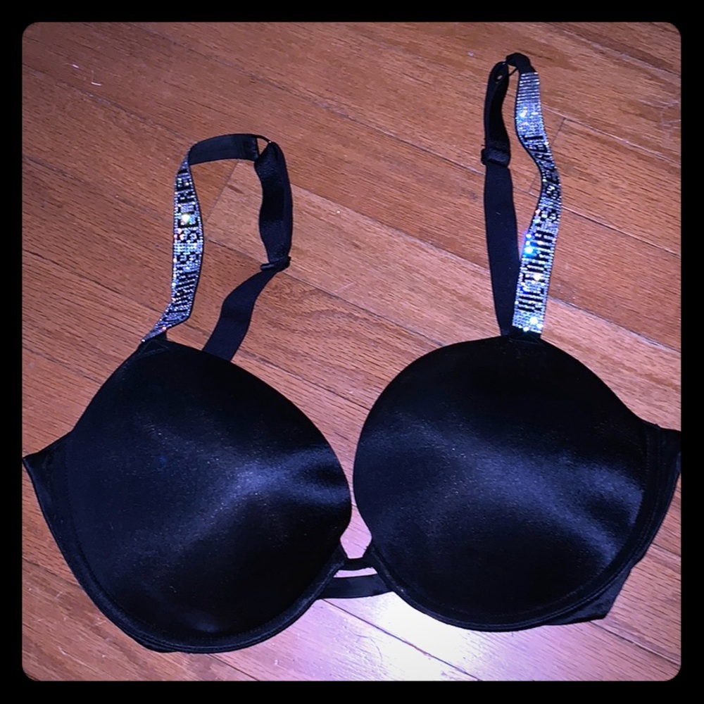 Vitoria secret sparkly bra